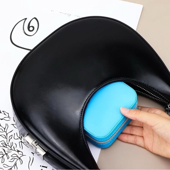 Travel jewelry box - Picture 3 of 3